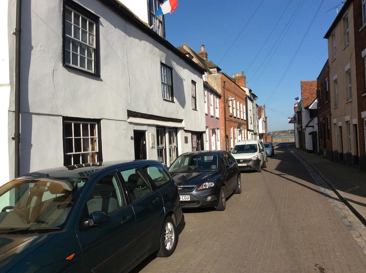 Swanhouse Harwich Exterior photo